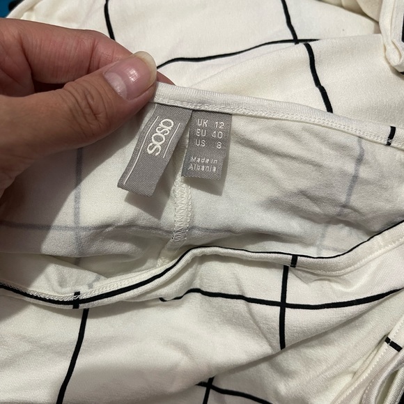 White check print jumpsuit - Picture 4 of 4